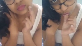 Indian homemade girl pleasuring herself on camera