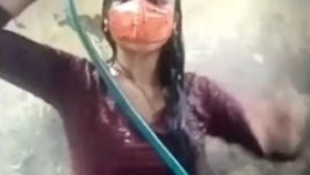 Indian teen's sensual shower scene