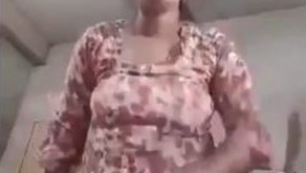 Bengali homemaker bares all on selfie camera due to marital dissatisfaction