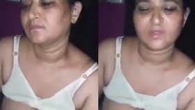 Indian wife engages in infidelity with lover