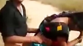 Dehati bhabhi open air sex ka maya le rakhi hai