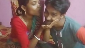 South Indian girl's girlfriend in a sari has fun with her boyfriend