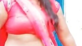 Big belly button bhabi in hot shorts video