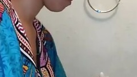 dudhwali indian bhabhi 1