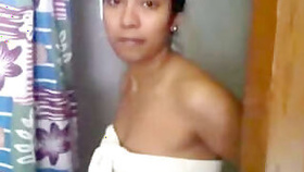 bgrade hott mallu aunt shows her tits