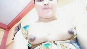 Desi Cute Bhabhi from Kolkata Takes Nude Selfies Part 2