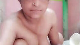 Desi aunt shows her tits and pussy with her lover